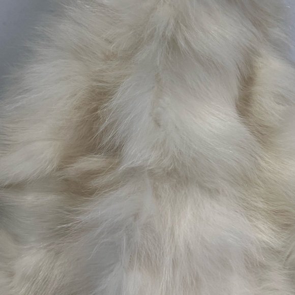 Luxurious Genuine Fur Scarf - Picture 11 of 11